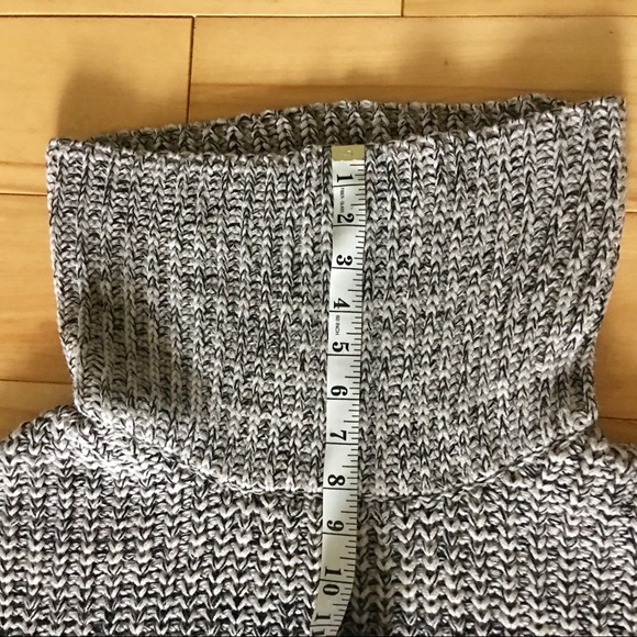 Dex short sleeve turtleneck knit dress - Picture 8 of 10